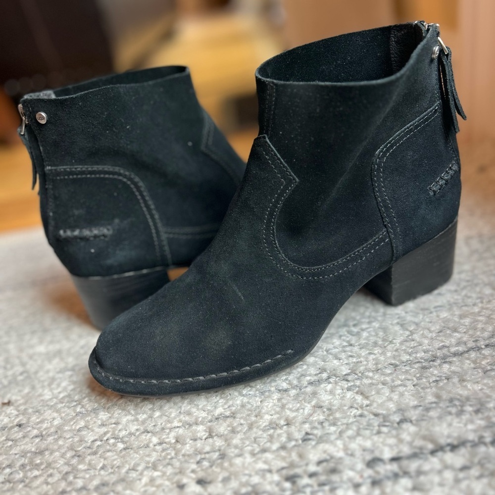 Ugg Women’s Suede Bandara Leather Zip-Up Ankle Boots Booties - Picture 11 of 14